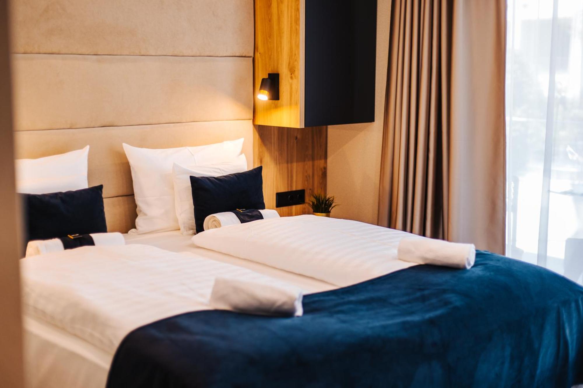 Hotel Auris سيغيد المظهر الخارجي الصورة