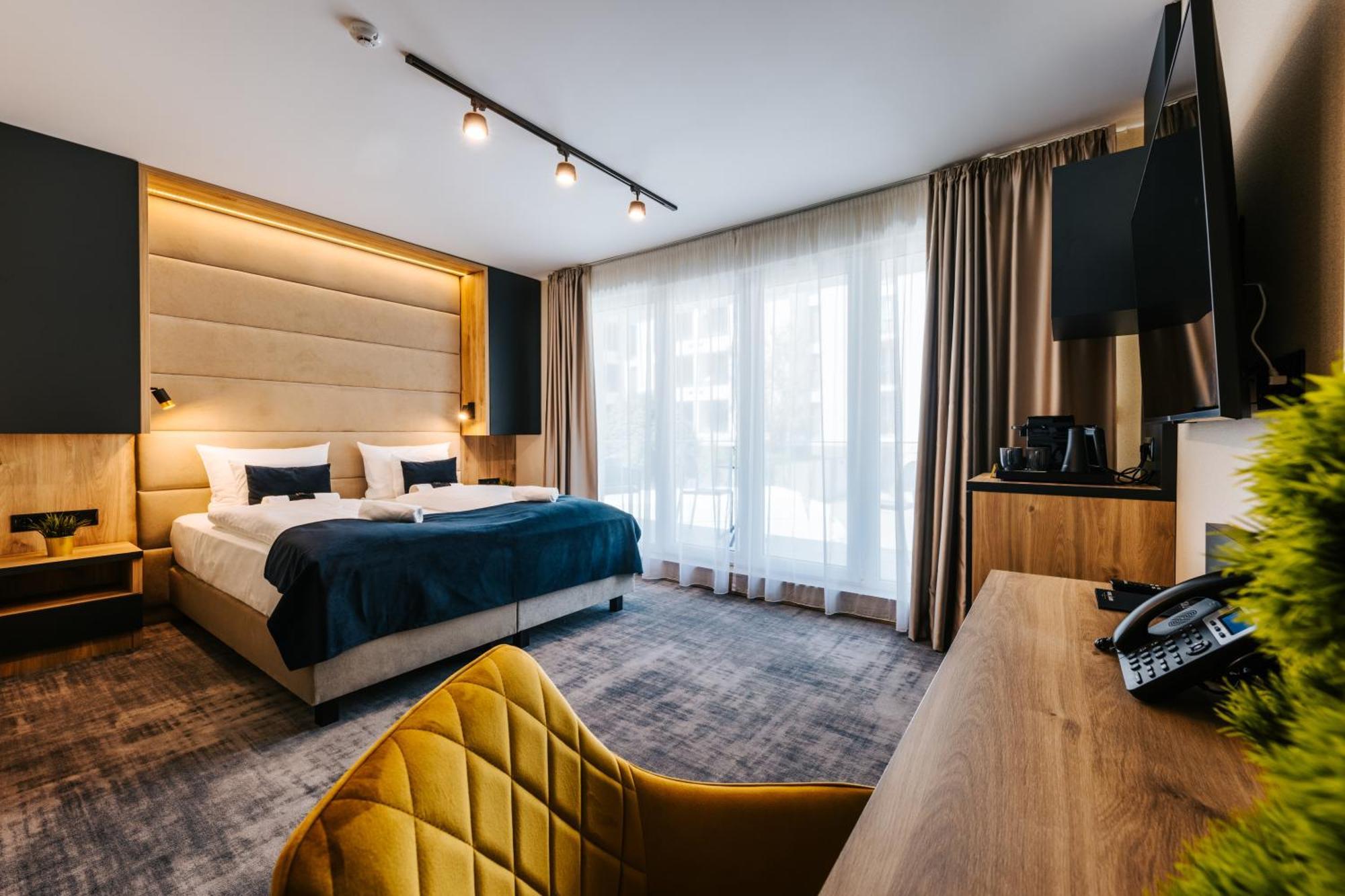Hotel Auris سيغيد المظهر الخارجي الصورة