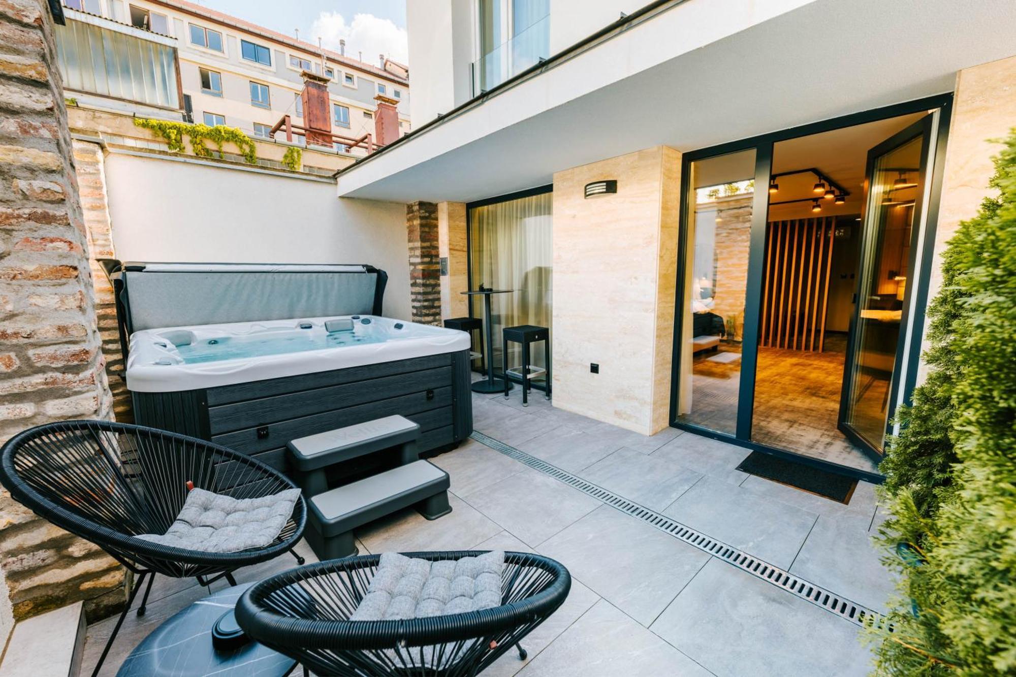 Hotel Auris سيغيد المظهر الخارجي الصورة