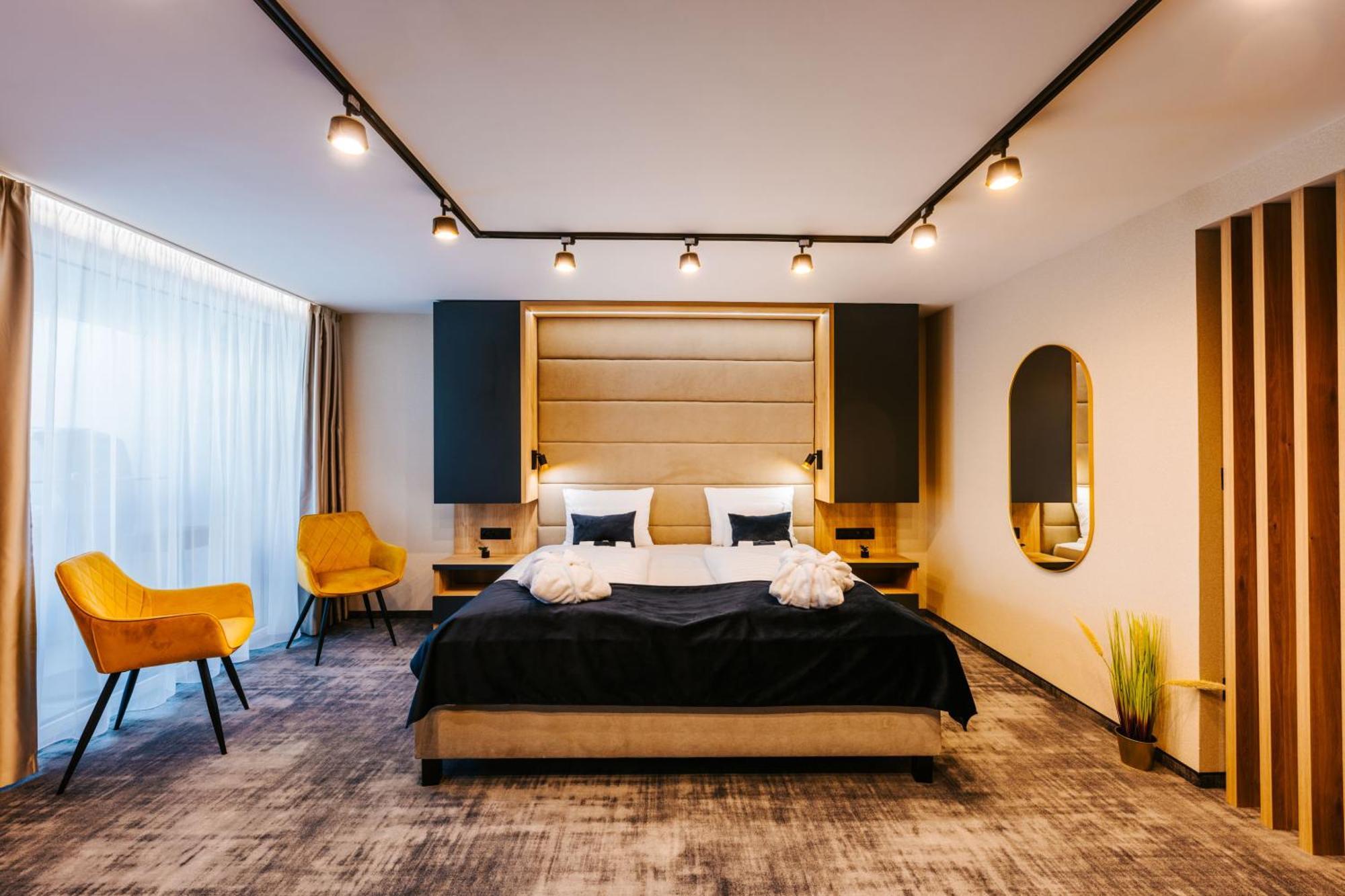 Hotel Auris سيغيد المظهر الخارجي الصورة