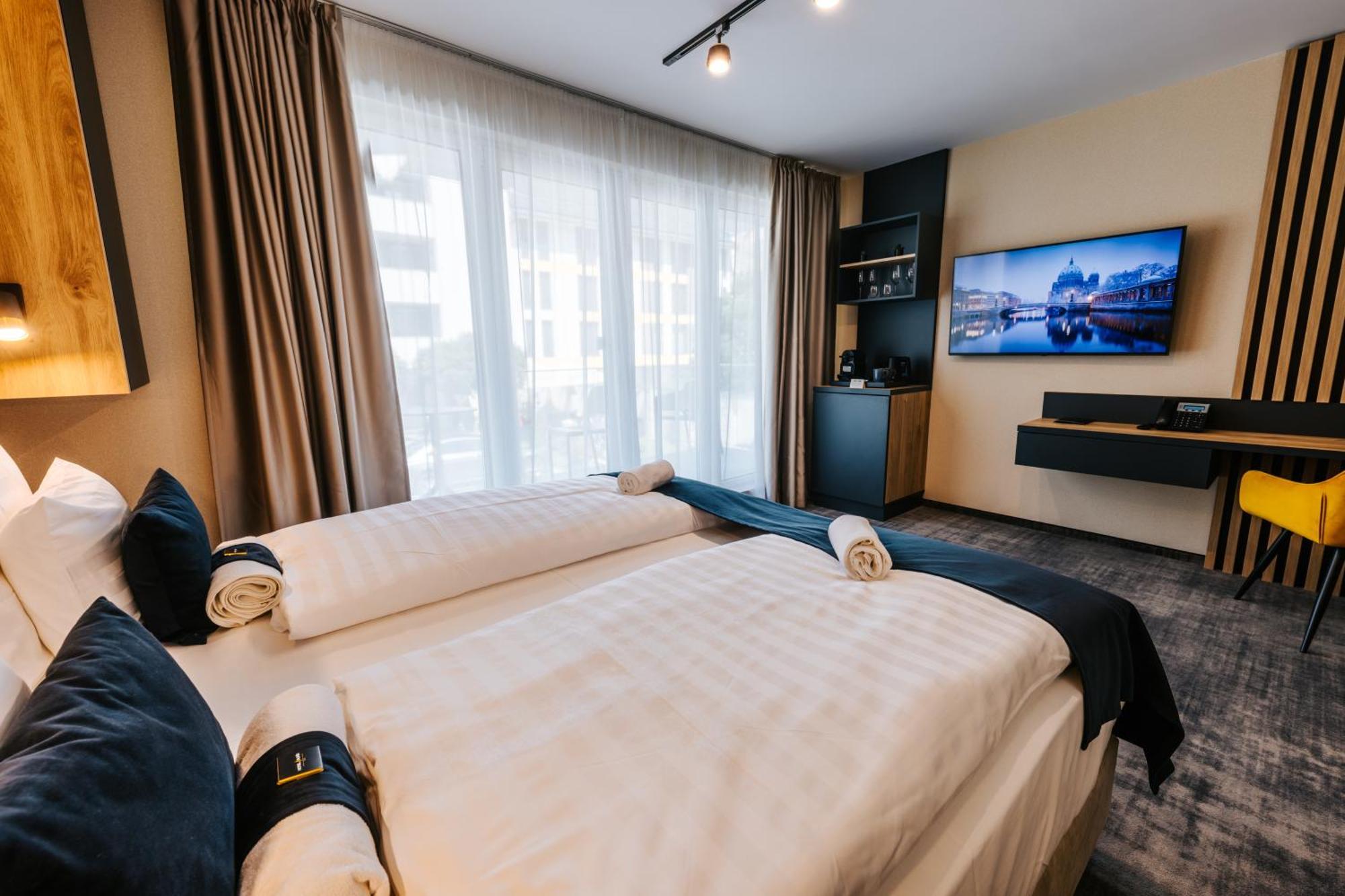 Hotel Auris سيغيد المظهر الخارجي الصورة